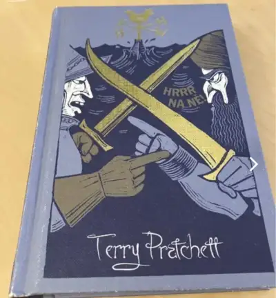 Terry Pratchett Šňupec, Buch a Hrrrr na ně