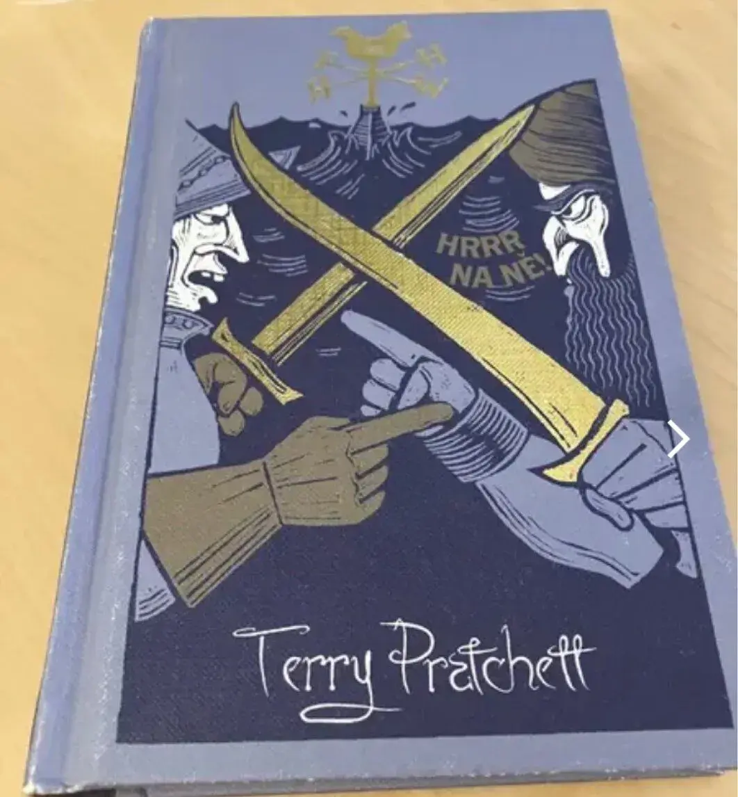 Terry Pratchett Šňupec, Buch a Hrrrr na ně