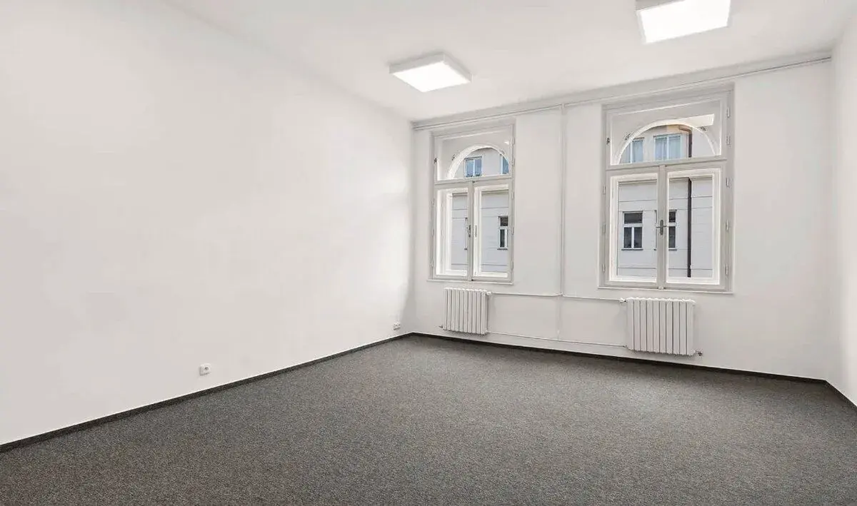 Pronájem kanceláře 20 m² Praha 2 – Vinohrady