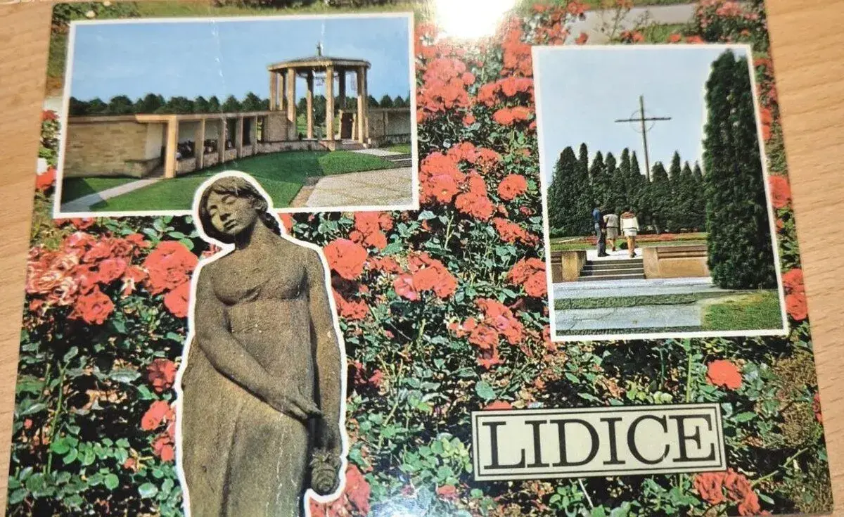 Lidice - pohlednice s jubilejním razítkem -30 let.
