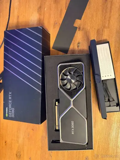 NVIDIA RTX 3080 Founders Edition 10 GB + krabice a adaptér