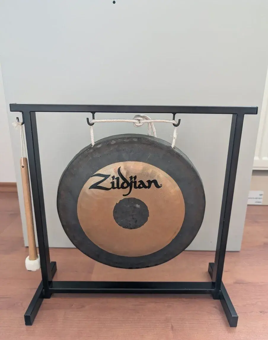 Zildjian 12" Traditional Gong And Stand Set