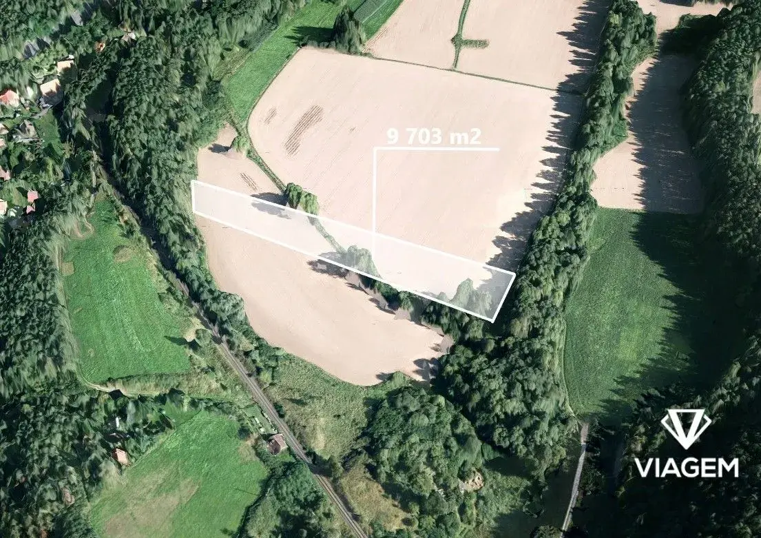 Pole 9 703 m², Podíl 10 % o výměře 970 m²
