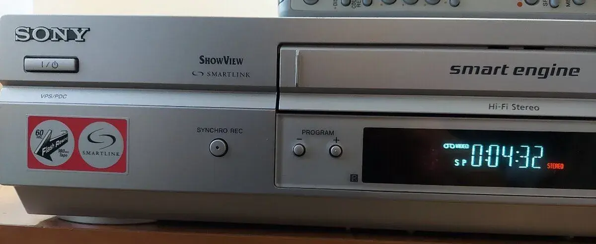 VIDEOREKORDÉR SONY SLV-SE740N