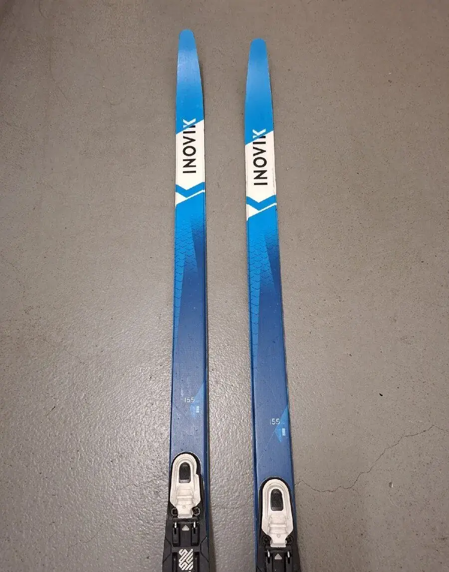 Pouzite bezky decathlon 155 cm