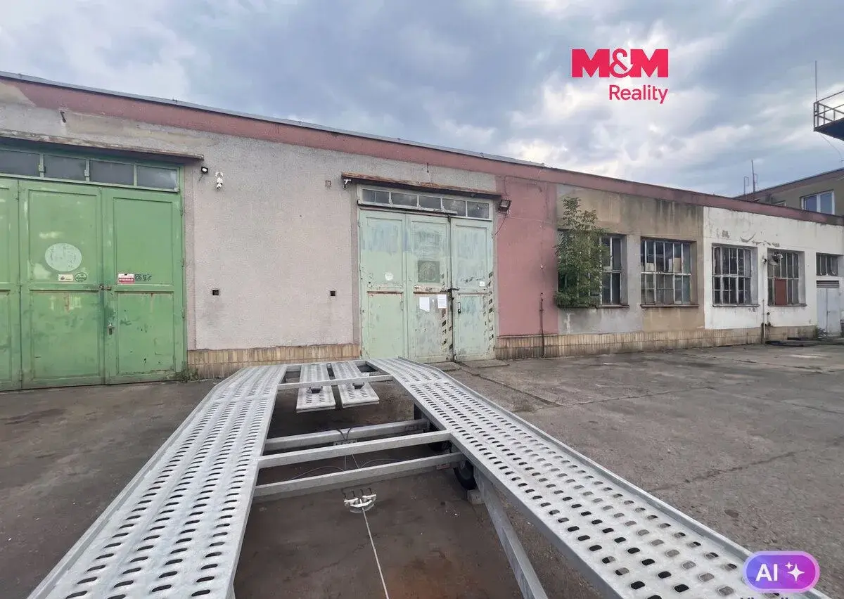 Podstoupení pronájmu autodílny, 93 m², Louny, ul. 5. května