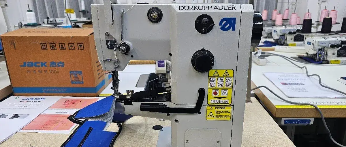 šicí stroj DÜRKOPP ADLER 72317-101