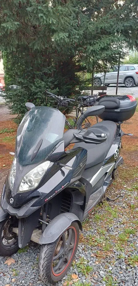 QUADRO 350D – 2011 – 42 2XX km – NEPOJÍZDNÉ