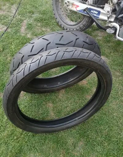 Silniční pneu