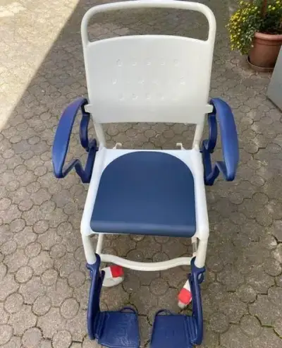 toaletní židle