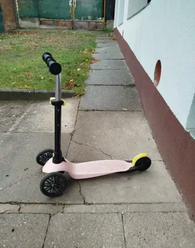 Dětská koloběžka