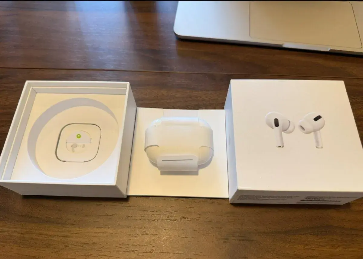 Originální Apple AirPods Pro 1. generace