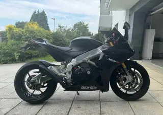 APRILIA RSV4