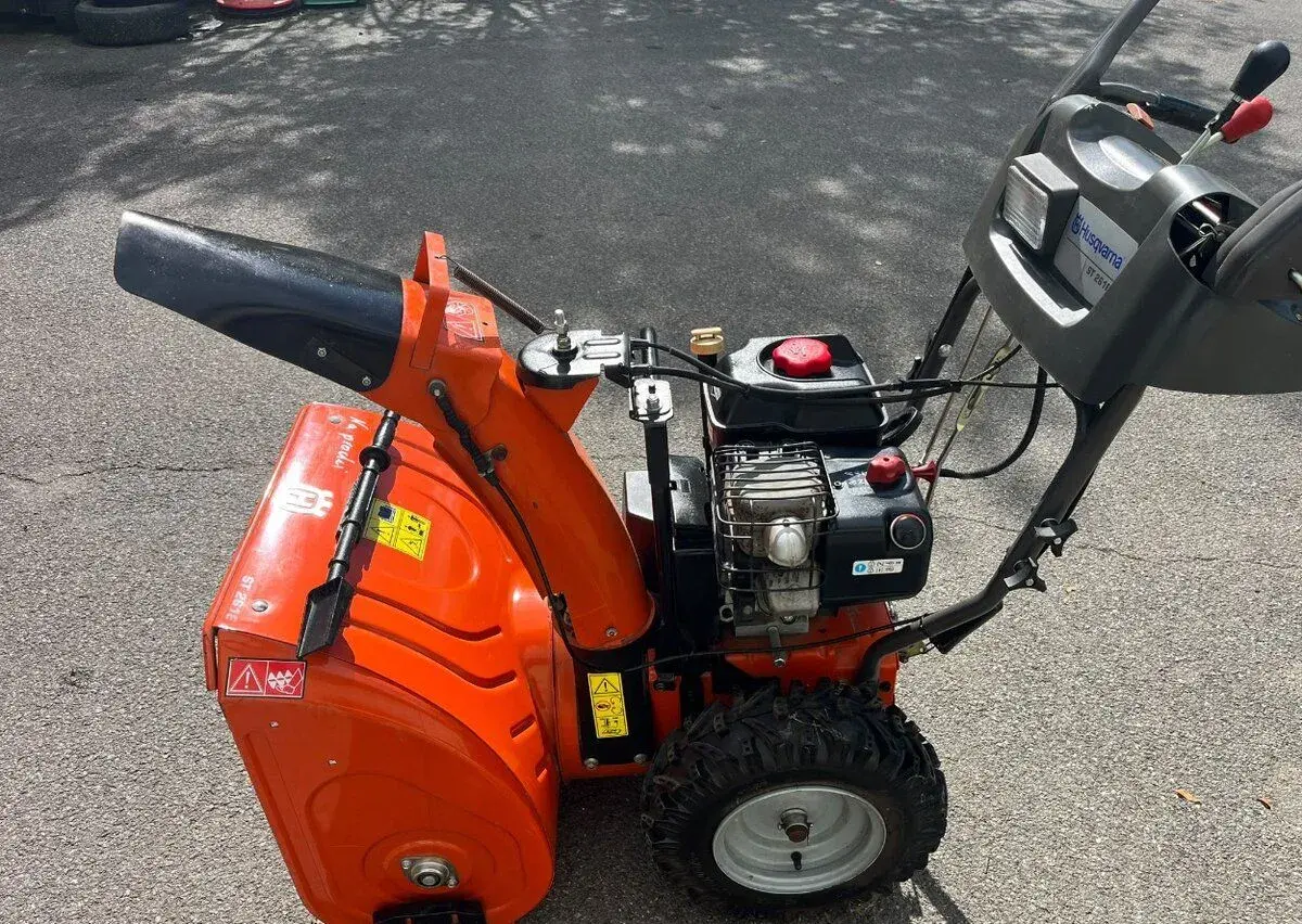 Sněhová fréza Husqvarna ST 261E