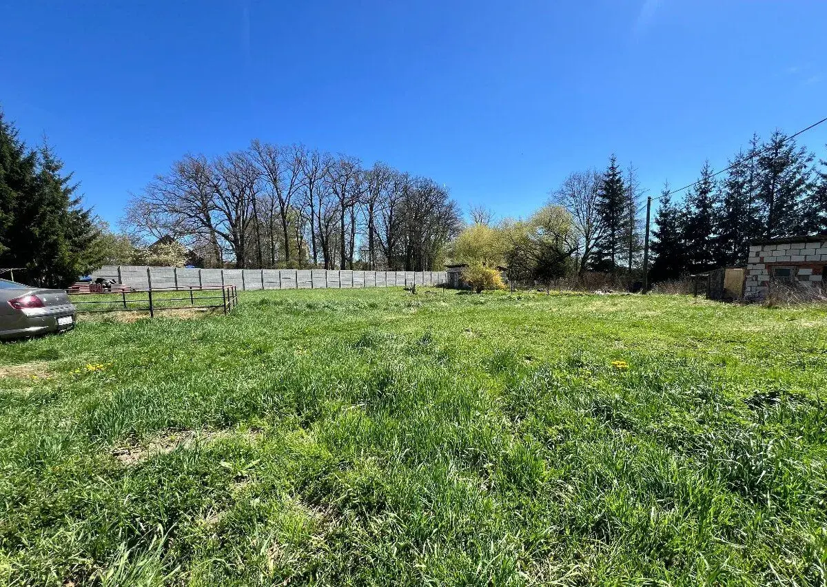 Stavební pozemek, 1951 m², Luhov u Líšťan