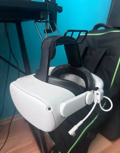 Oculus quest 2 (128gb + popruh s baterií)