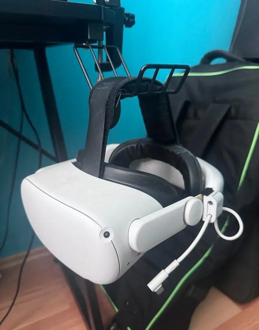 Oculus quest 2 (128gb + popruh s baterií)