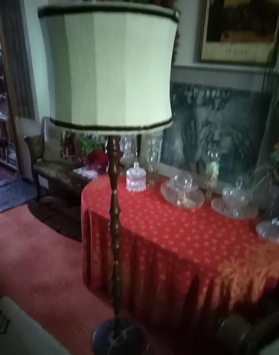 Stojací lampa aj. svítidla