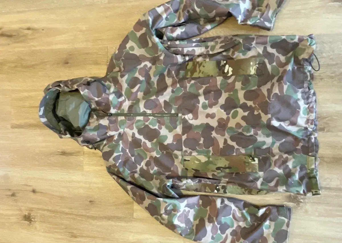 Burton ak XL