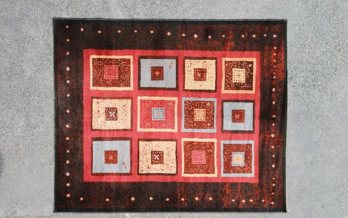 Koberec 285 × 200 cm