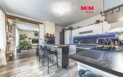 Prodej rodinného domu, 121 m², Klobuky