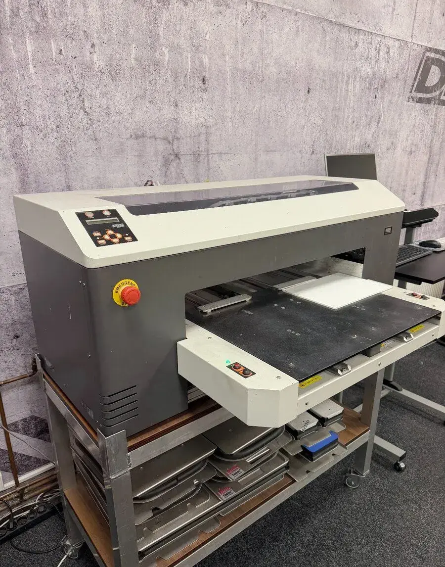 DTG Digital M2 – tiskárna na textil + 7 podložek, stojan a s