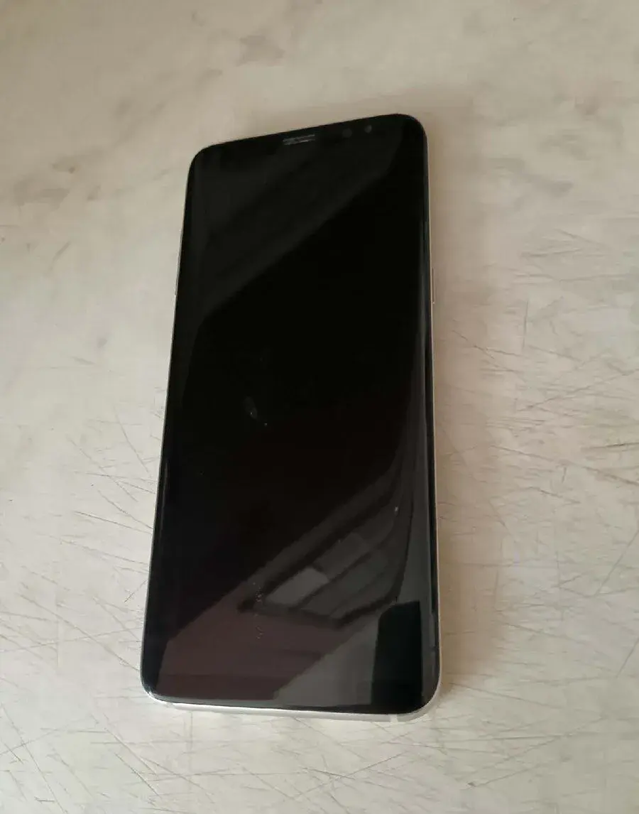 Vimnenim za iphone x nebo jini mobil