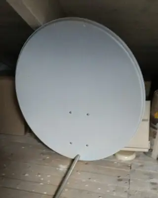 Satelitní parabola