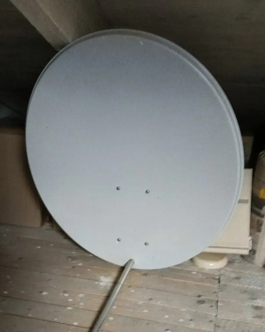Satelitní parabola