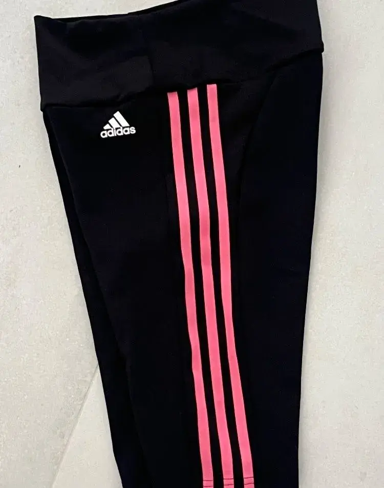 Legíny-kraťasy Adidas