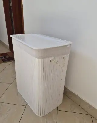 Nový bambusový koš na prádlo nebo hračky