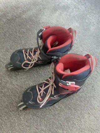 Dětské kolečkové brusle zn. Oxelo, vel. 32-35.