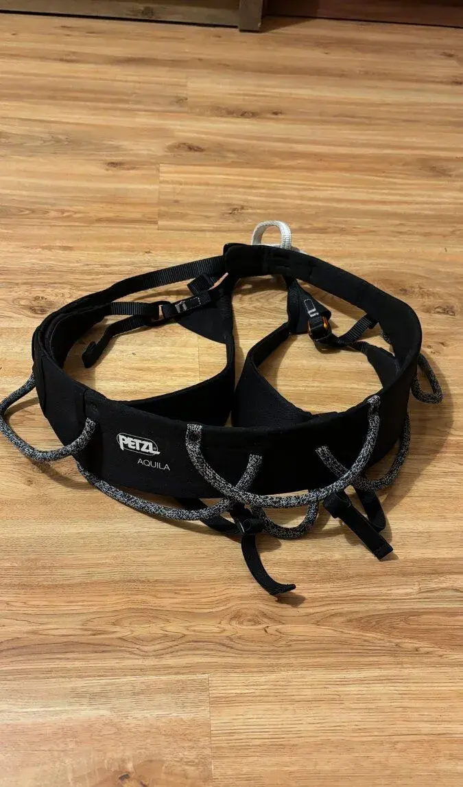 Horolezecký úvazek Petzl Aquila - velikost L