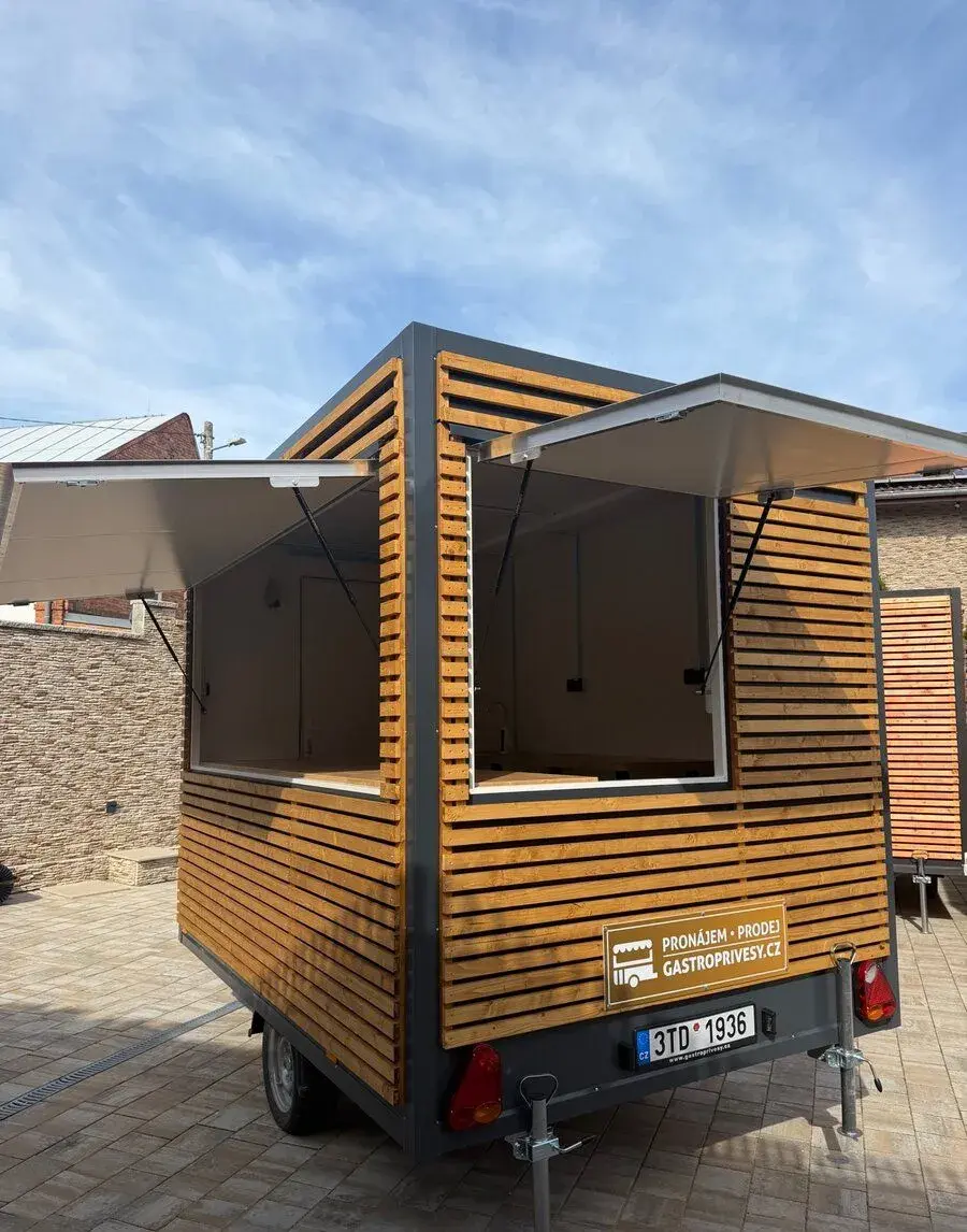Gastro přívěs / pojízdná prodejna / food truck - celá ČR