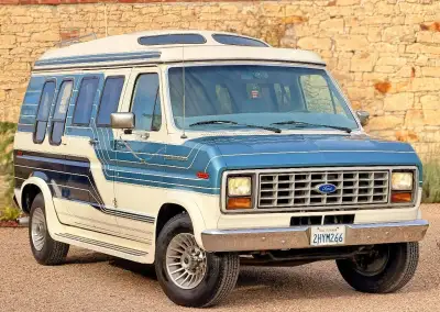 Ford E-350 – 1987
