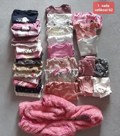 Dětské chlapecké a dívčí oblečení převážně Sinsay Pepco H&M