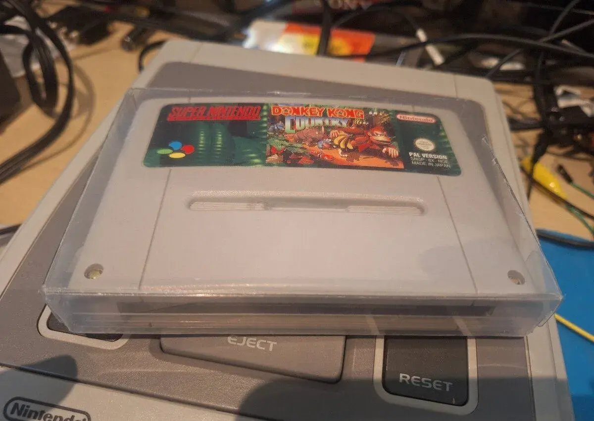 SNES Donkey Kong Country hra