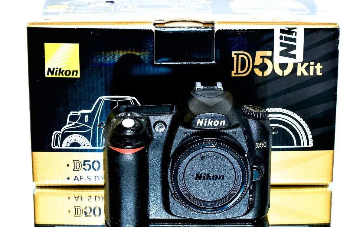 Nikon D50