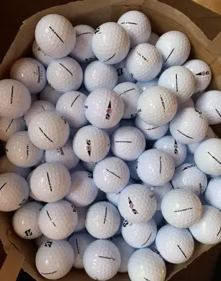 Golfové míčky Bridgestone e6, e12