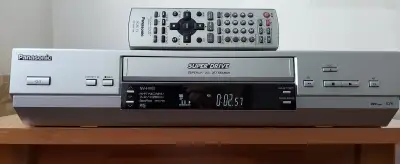 VIDEOREKORDÉR PANASONIC NV-HV61