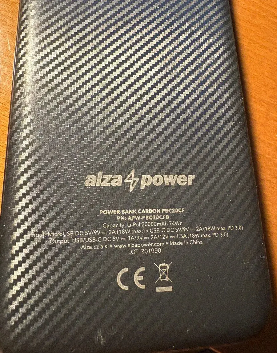 Powerbanka Carbon PBC20CF a METAL PBM10CF