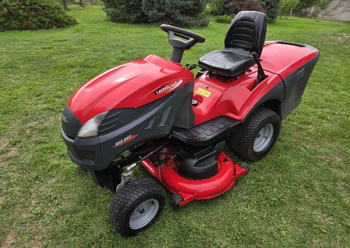 Zahradní traktor Castel Garden XHX 240