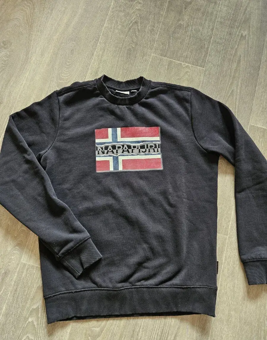 Nová mikina Napapijri