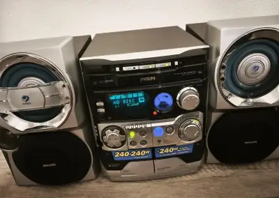 Hifi věž Philips FW C780