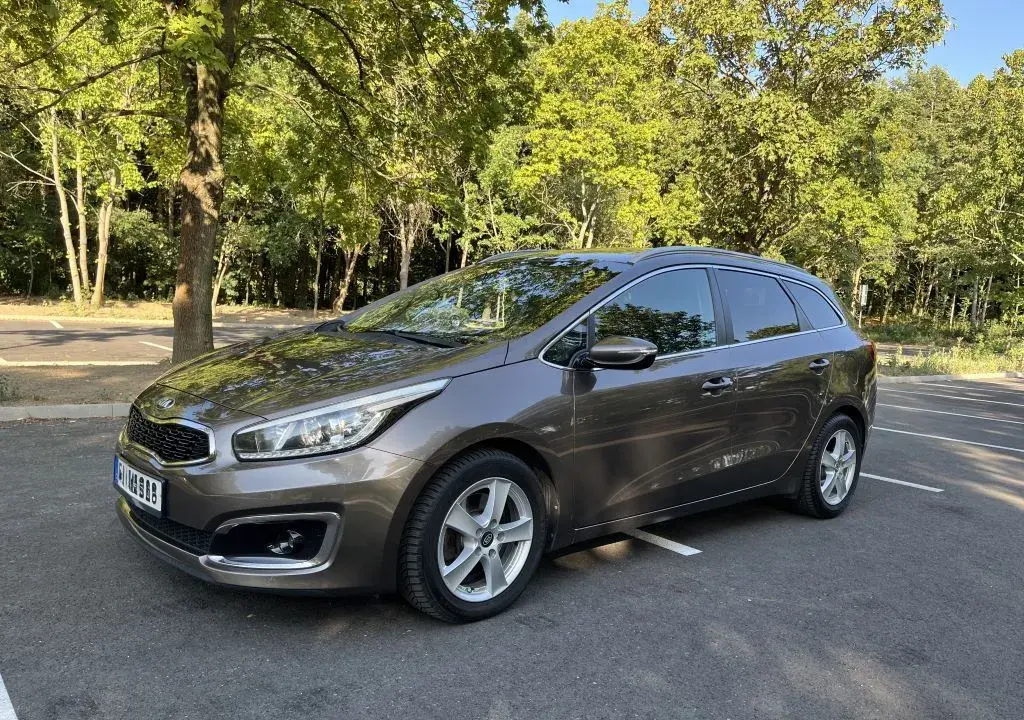 Kia Ceed – 2015, 210 000 km