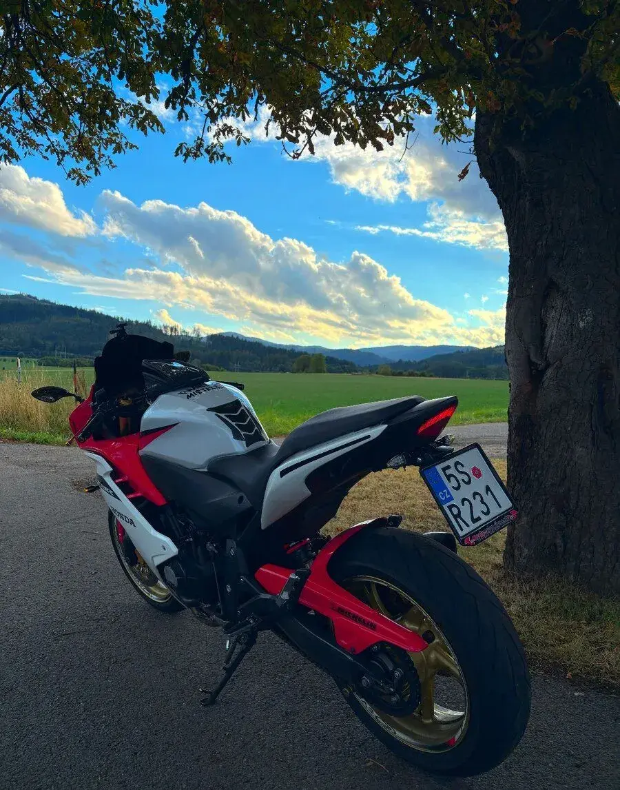 Honda CBR600F 2013