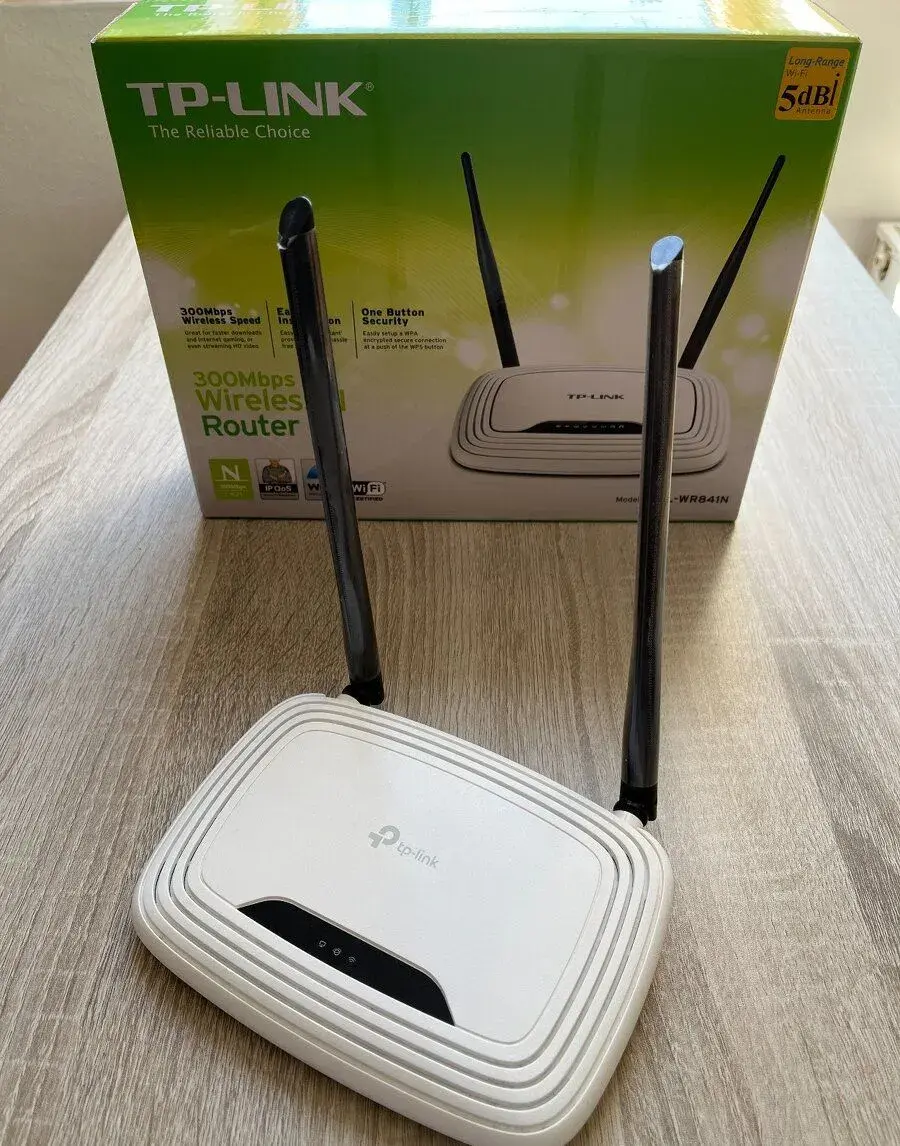 TP-LINK TL-WR841N wifi router