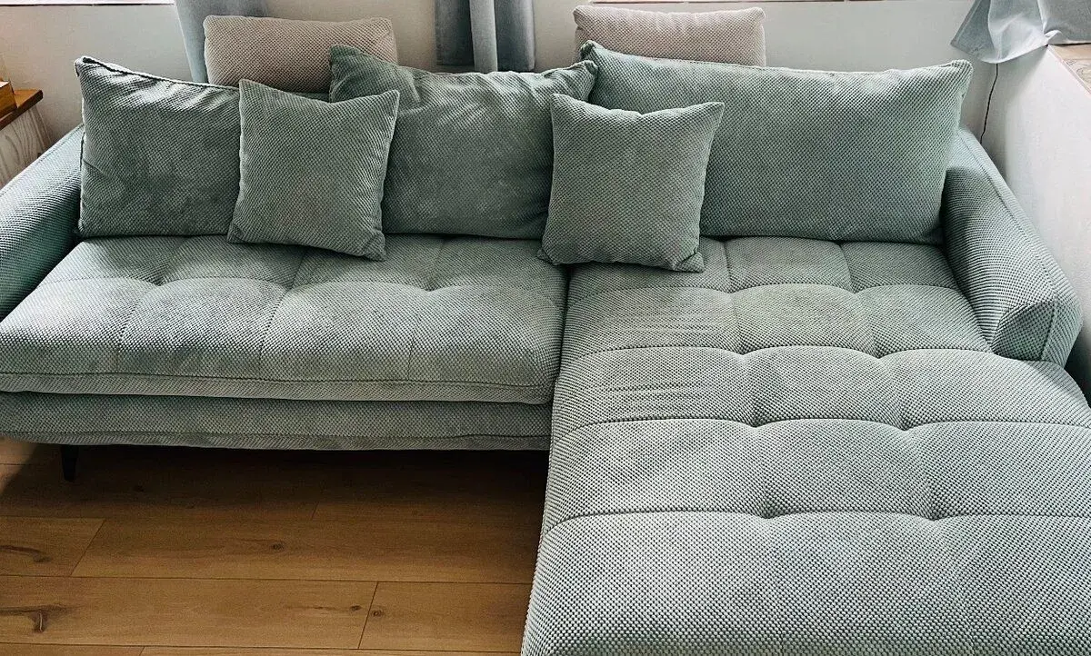 ROZKLÁDACÍ SEDACÍ SOUPRAVA SE ZÁRUKOU