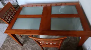 Jídelní stůl a židle