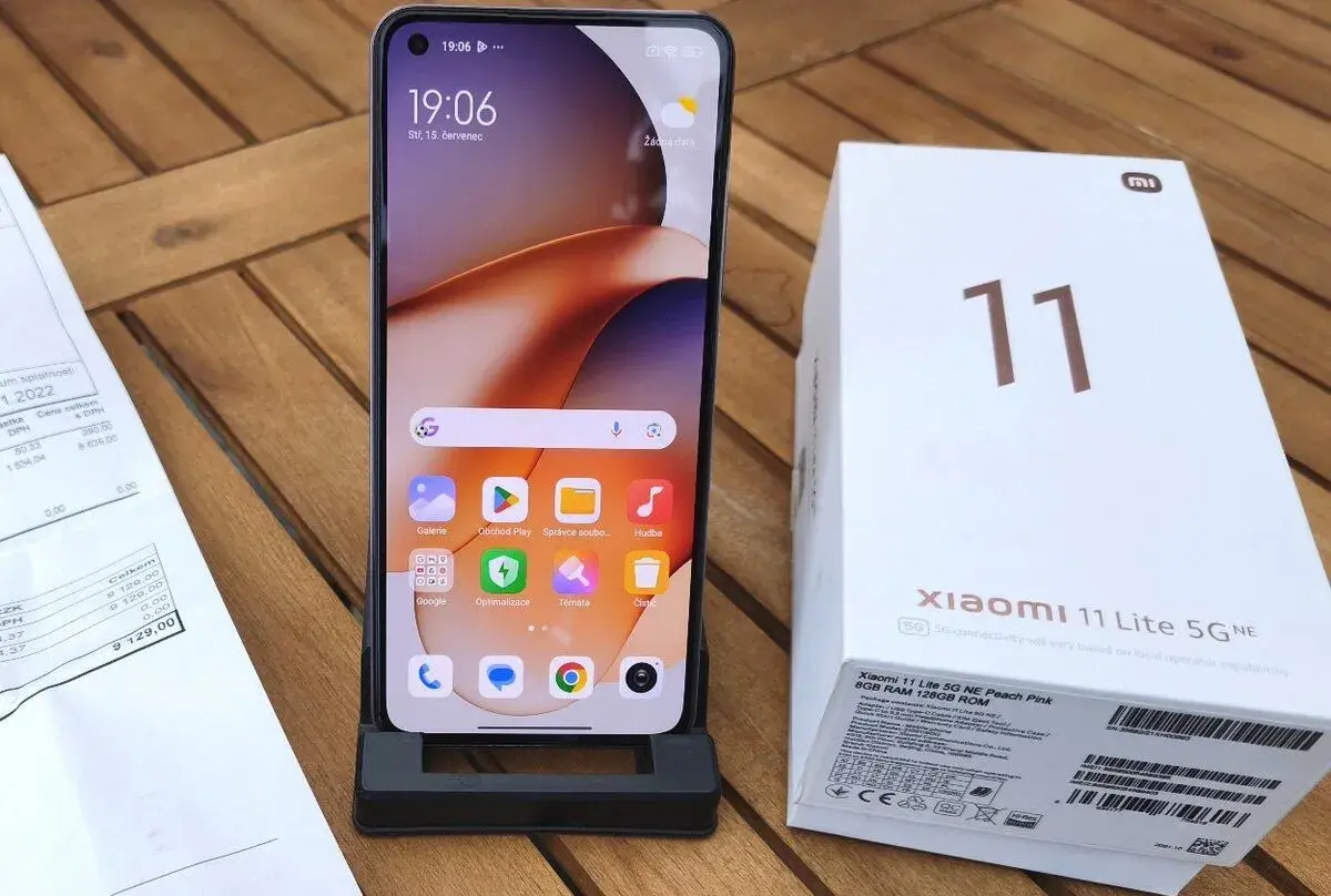 Xiaomi 11 Lite 5G 128GB | 8+4GB RAM Turbo | Android 14 |
